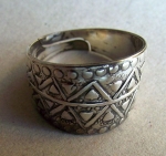 Trident Ring By Lielpurvs